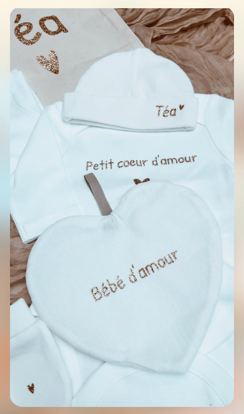 La box naissance : l'essentiel en coton