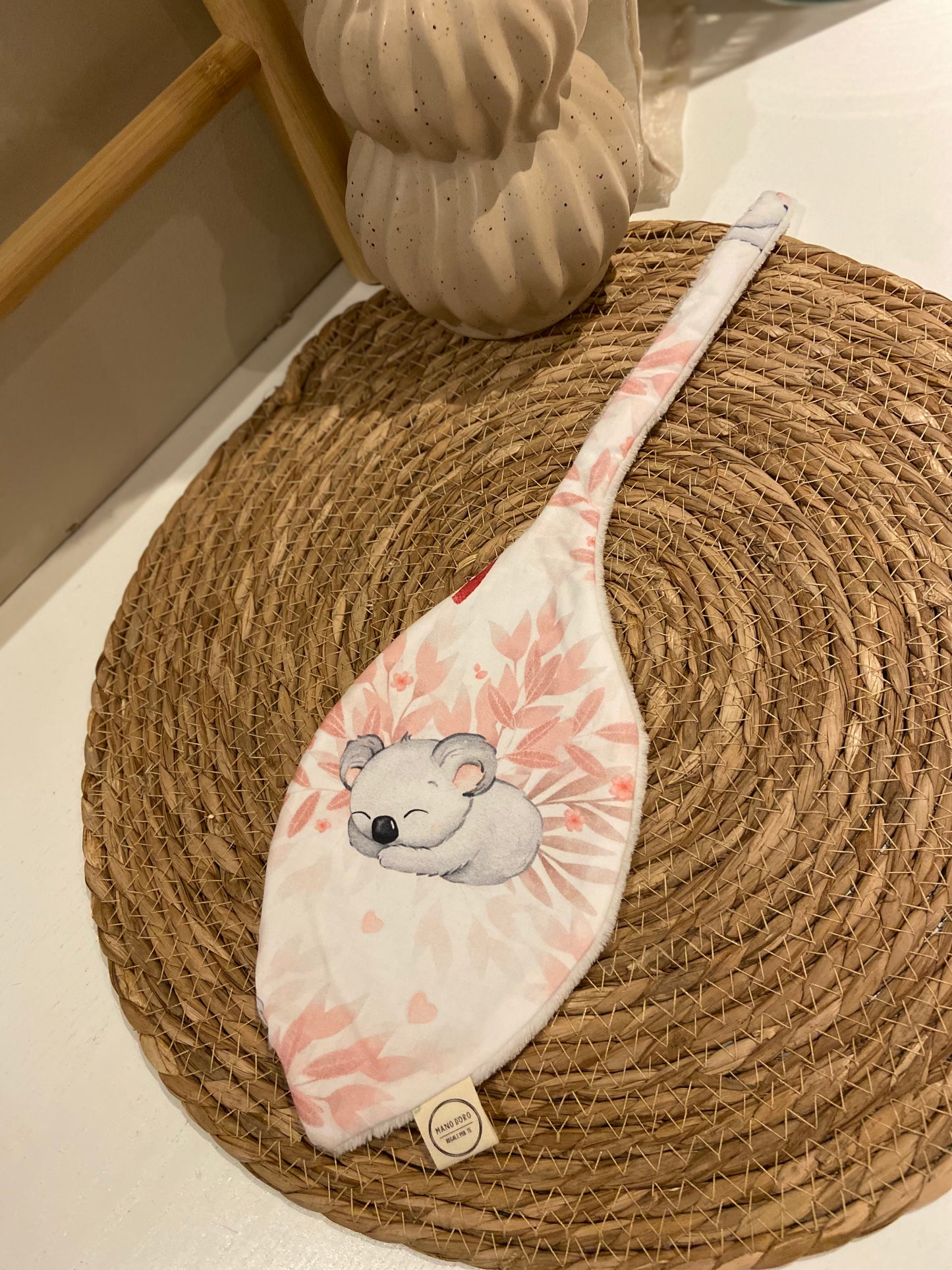 Doudou en forme de feuille