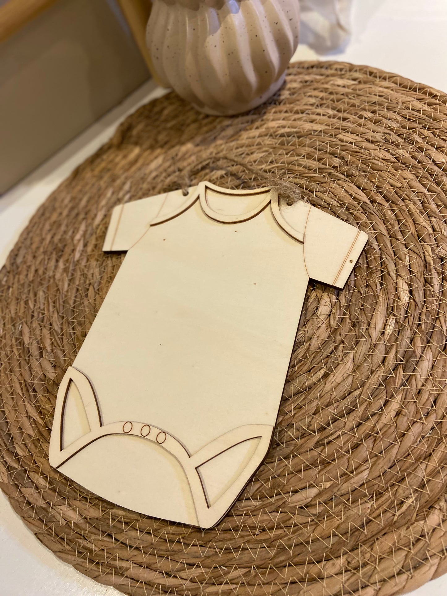 Body en bois à suspendre