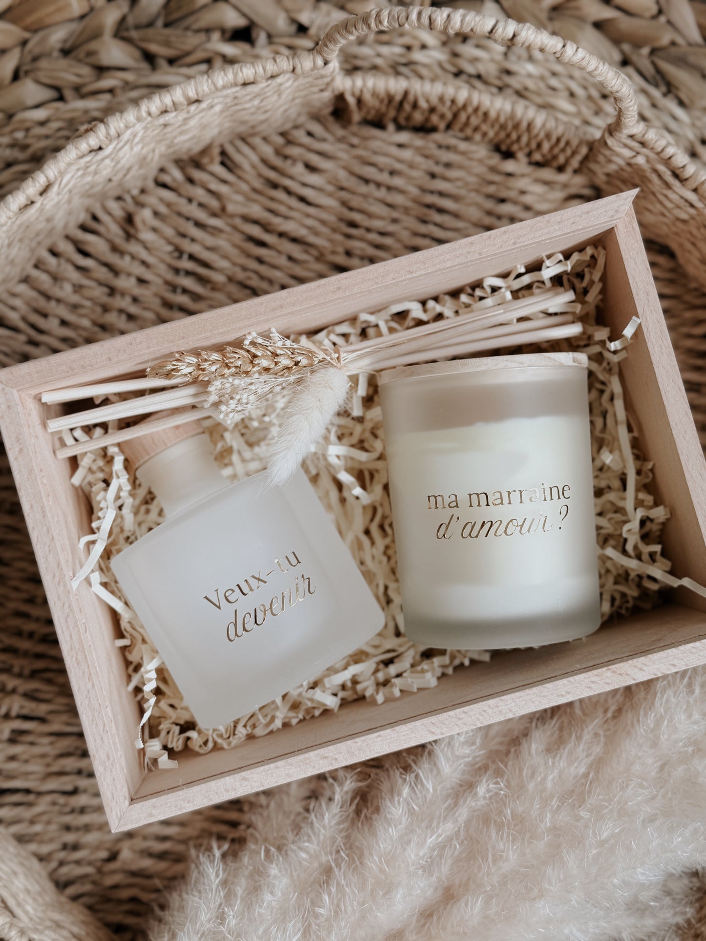 Coffret en bois, bougie et diffuseur - demande marraine