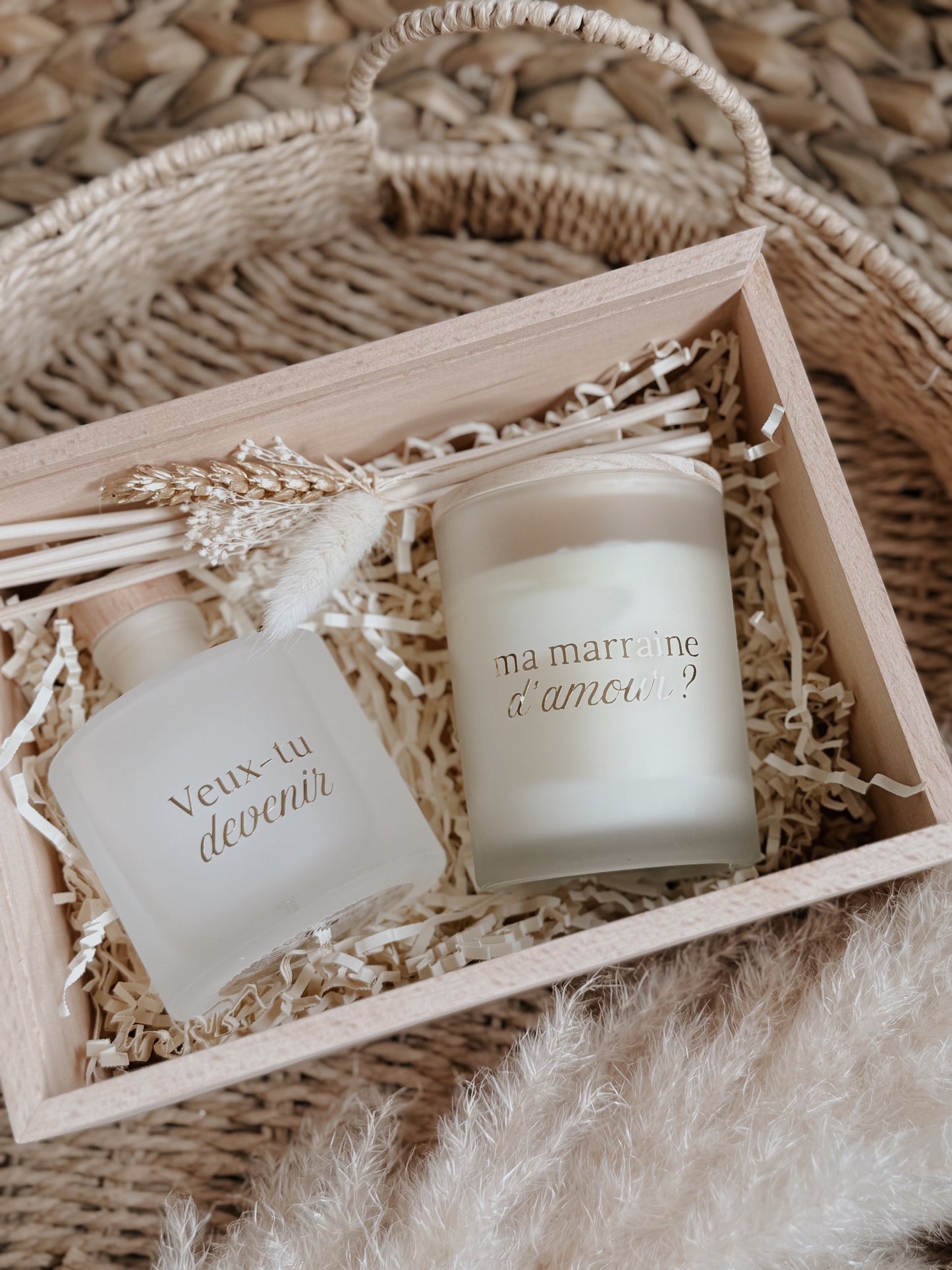 Coffret en bois, bougie et diffuseur - demande marraine