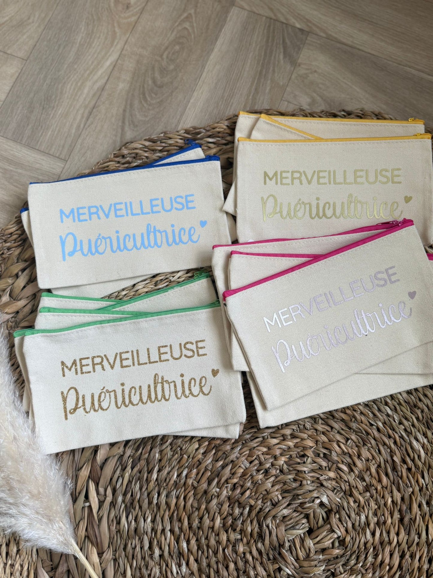 Trousse "Merveilleuse Puéricultrice"