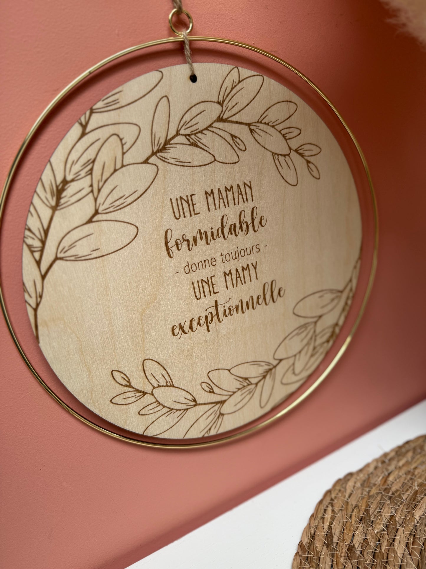 Suspension en bois personnalisée – Cercle doré 33 cm ✨🌿