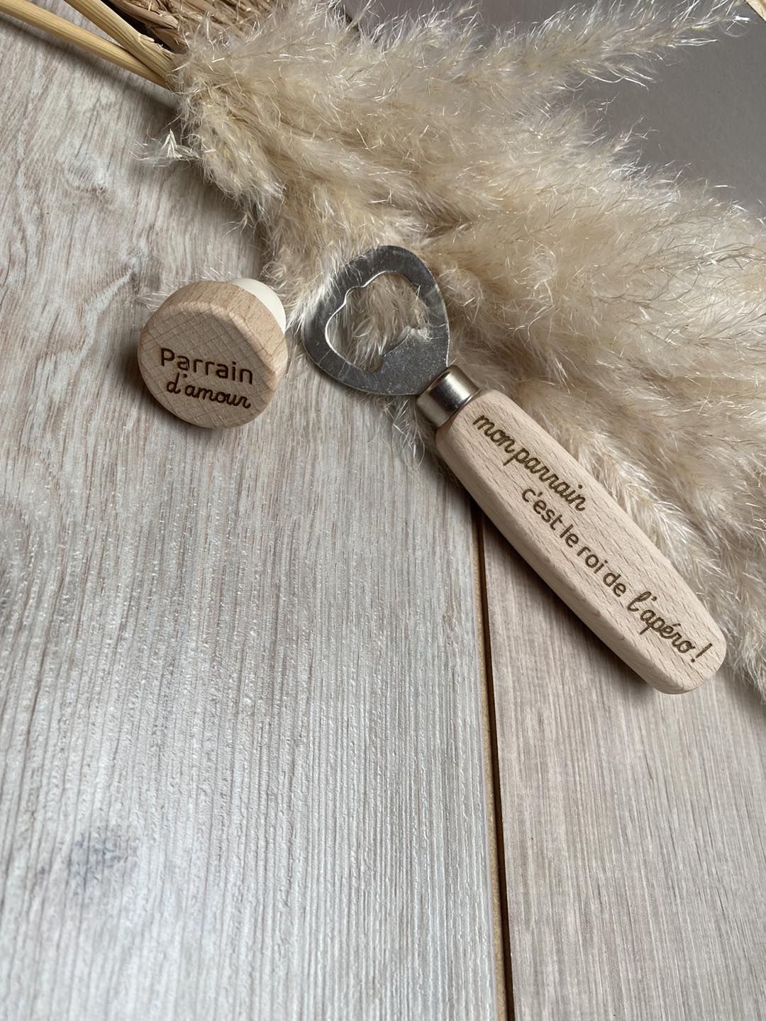 Coffret “Apéro” – planche & accessoires gravés