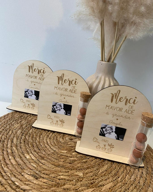 Décoration en bois à planter – “Merci de m’avoir aidé à grandir”