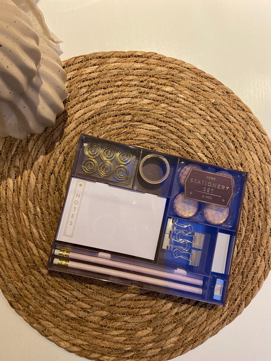 Set de fournitures scolaires