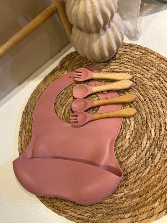 Set pour manger bébé rose