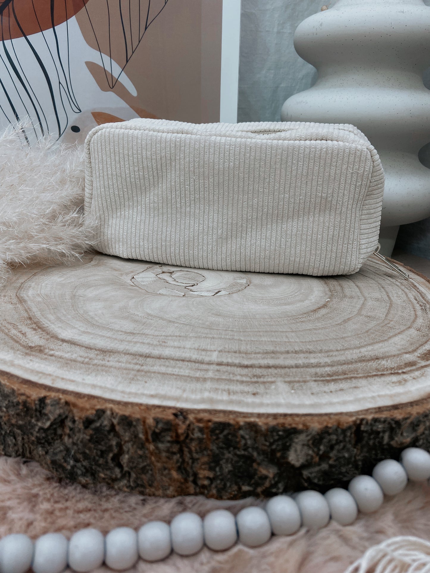 Trousse côtelée