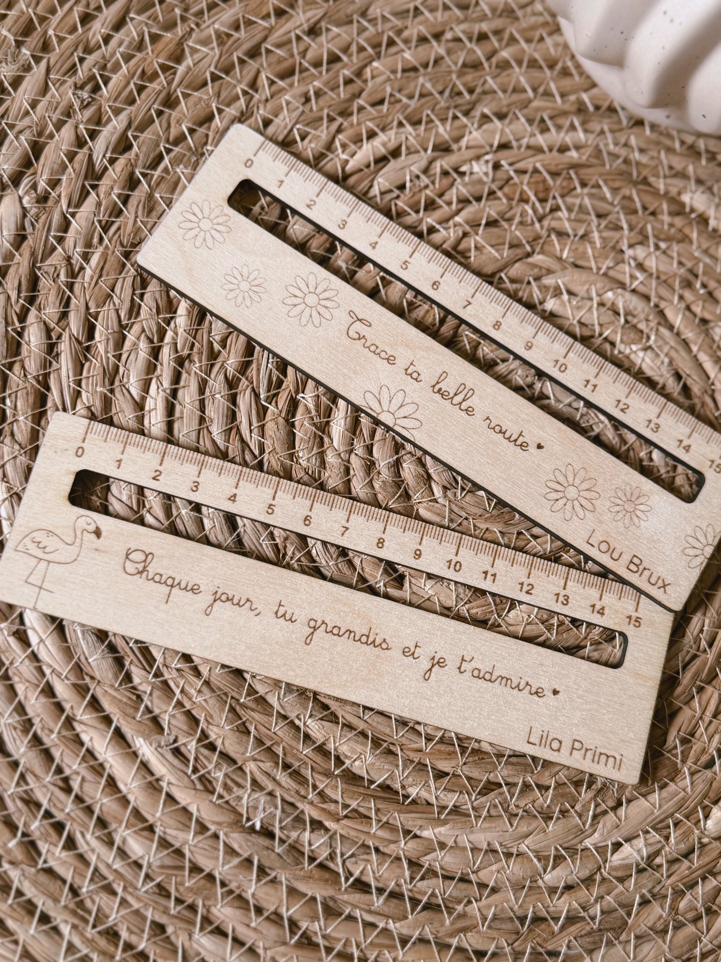 Règle en bois