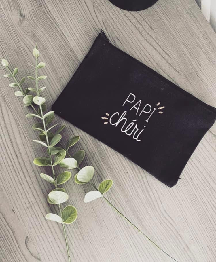 Petit étui plat